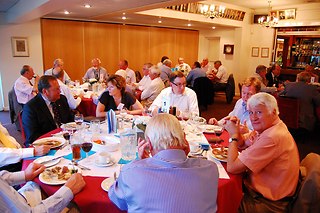 happy  diners